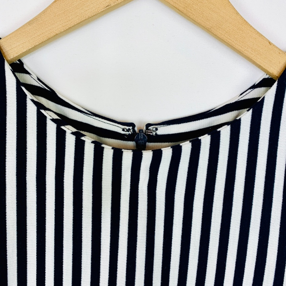 BR Cap Sleeve Stripe Dress - Picture 7 of 8